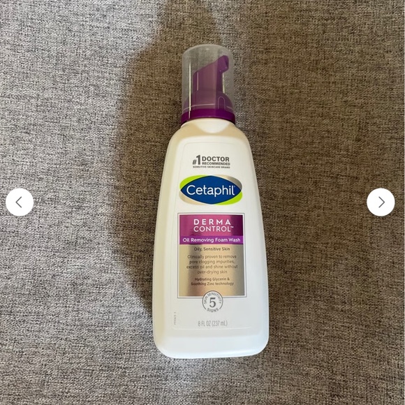 Cetaphil Pro Oil Removing Foam Wash - Picture 2 of 3